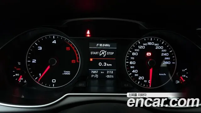 Audi A4 2015 — фото 8