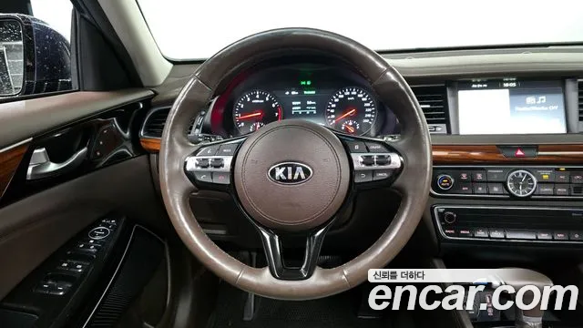 Kia K7 2017 — фото 13