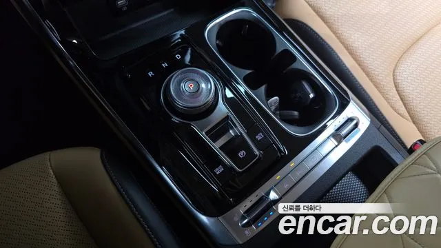 Kia Canival 2021 — фото 11