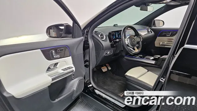Mercedes-Benz GLA-Class 2021 — фото 13