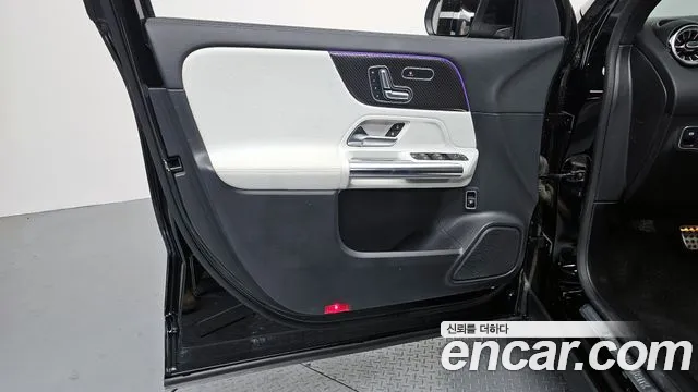 Mercedes-Benz GLA-Class 2021 — фото 14