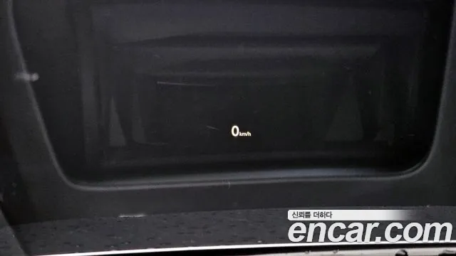 Audi A8 2015 — фото 15
