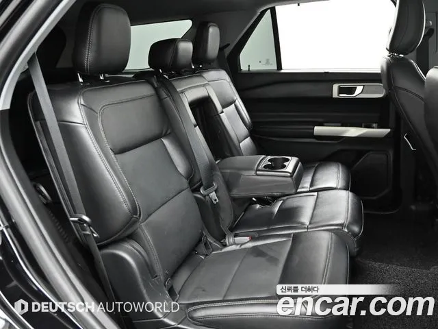 Ford Explorer 2021 — фото 12