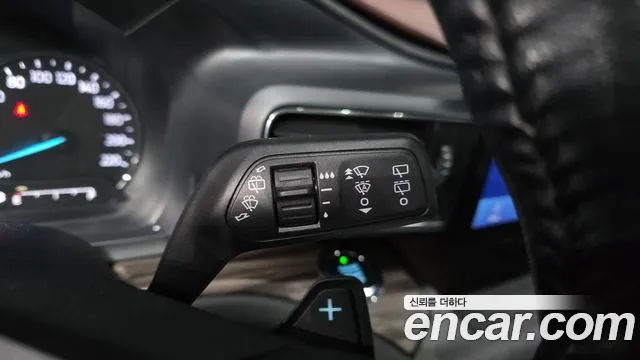 Ford Explorer 2020 — фото 16
