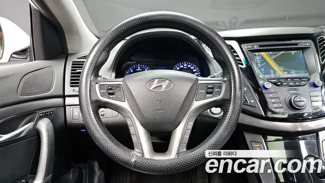 Hyundai i40 2012 — фото 12