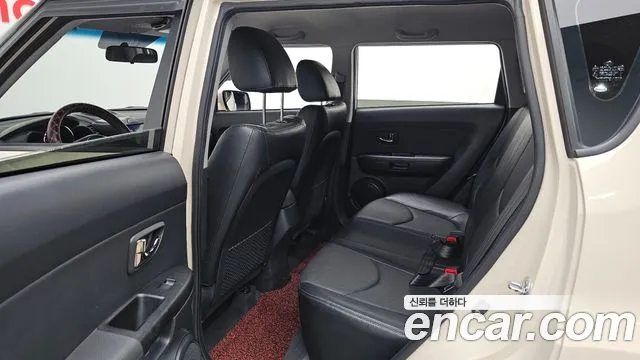 Kia Soul 2010 — фото 18