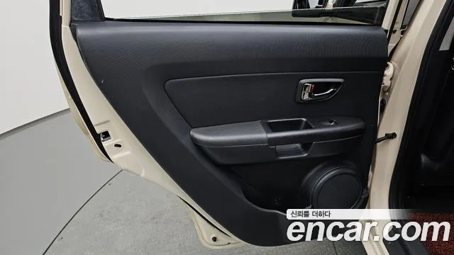 Kia Soul 2010 — фото 15