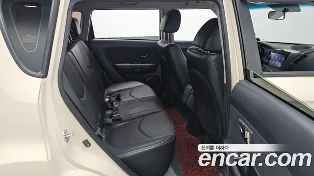 Kia Soul 2010 — фото 16