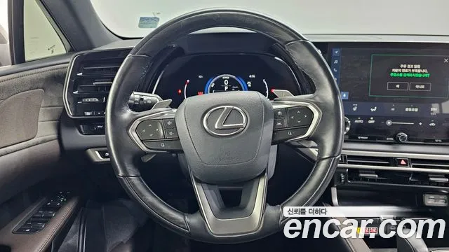 Lexus RX 2023 — фото 13