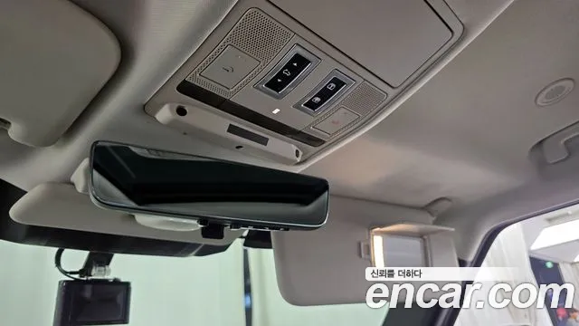 Land Rover Defender 2020 — фото 17