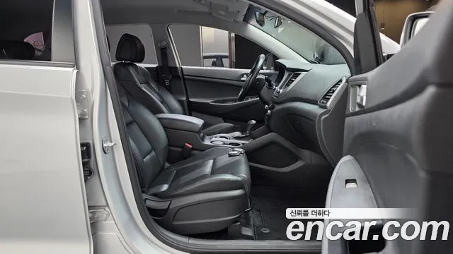 Hyundai Tucson 2016 — фото 17