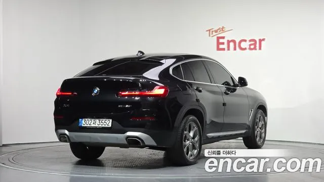 BMW X4 2022 — фото 2