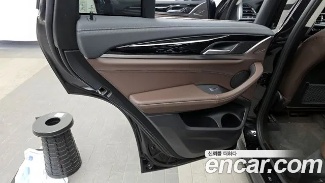 BMW X4 2022 — фото 15