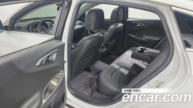 ChevroletGMDaewoo Malibu 2017 — фото 11