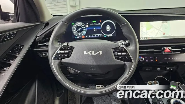 Kia Niro 2024 — фото 13