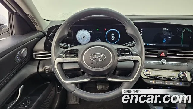 Hyundai AVANTE 2023 — фото 19