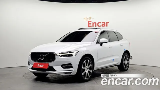 Volvo XC60 2019 — фото 1