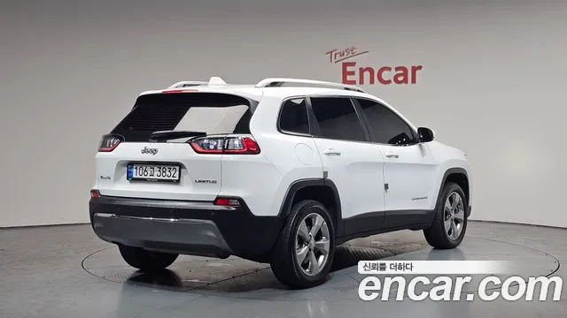 Jeep Cherokee 2021 — фото 1