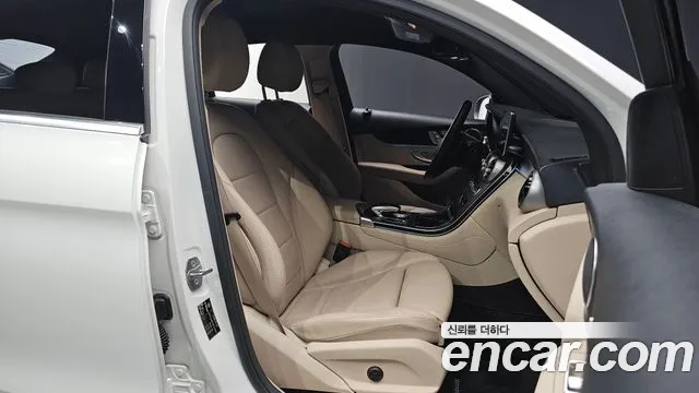 Mercedes-Benz GLC-Class 2019 — фото 13