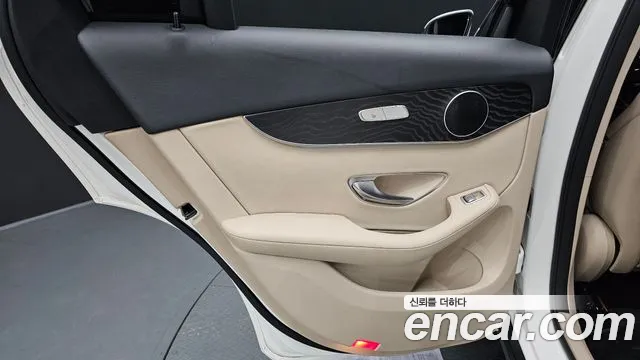 Mercedes-Benz GLC-Class 2019 — фото 15