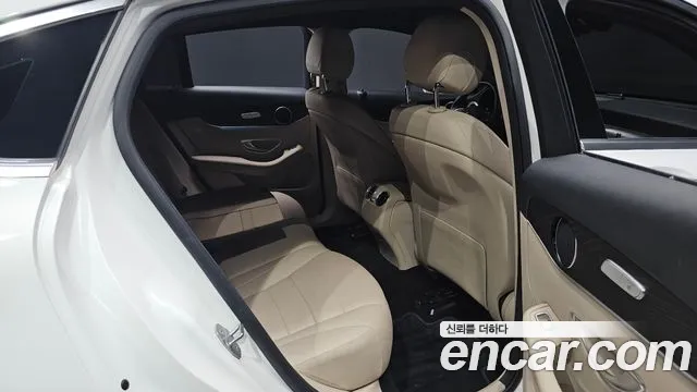 Mercedes-Benz GLC-Class 2019 — фото 16