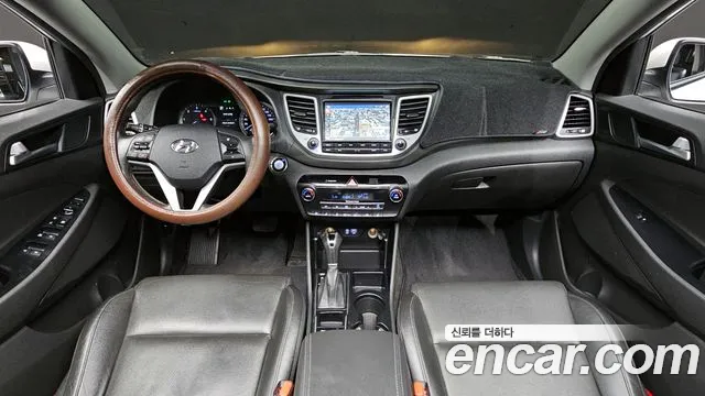 Hyundai Tucson 2016 — фото 10
