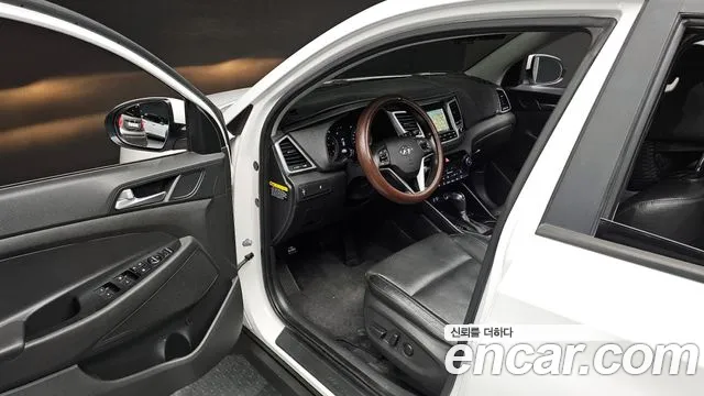 Hyundai Tucson 2016 — фото 13