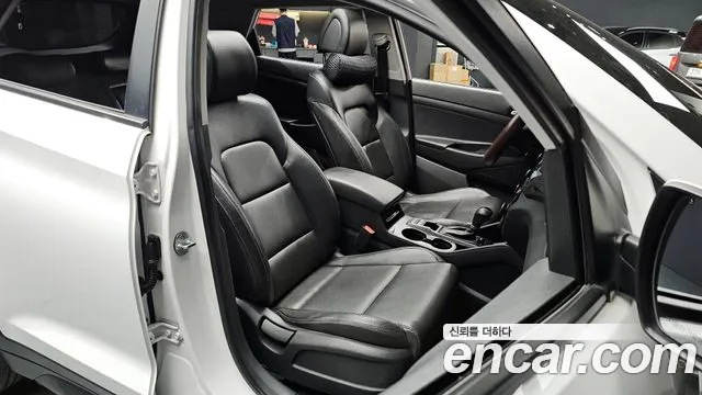 Hyundai Tucson 2016 — фото 17