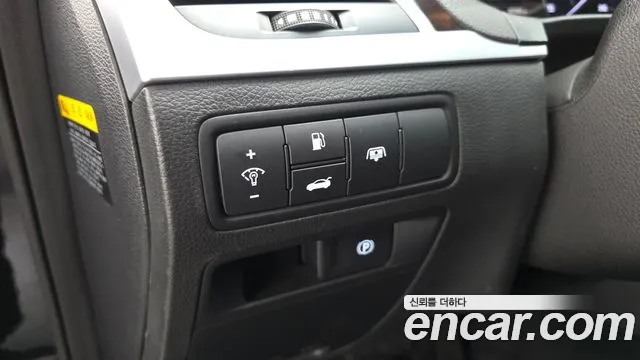 Hyundai Genesis 2015 — фото 18
