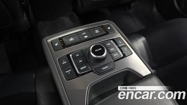 Hyundai Genesis 2015 — фото 19