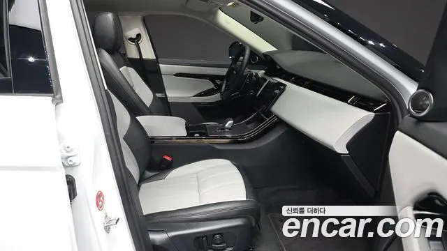 Land Rover Range Rover Evoque 2025 — фото 11