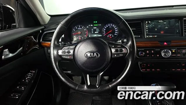 Kia K7 2016 — фото 12