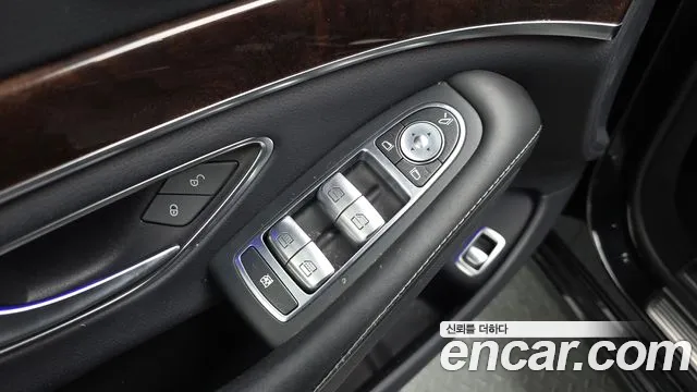 Mercedes-Benz S-Class 2018 — фото 16
