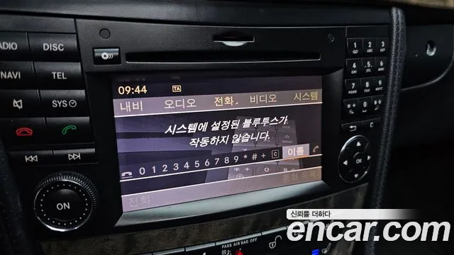 Mercedes-Benz CLS-Class 2010 — фото 19