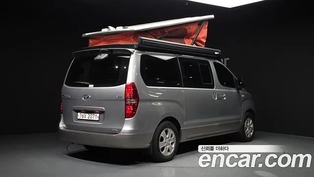 Hyundai Starex 2019 — фото 2