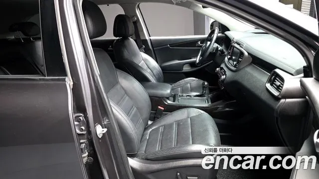 Kia Sorento 2017 — фото 11