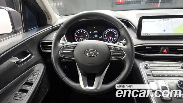 Hyundai Santafe 2023 — фото 19