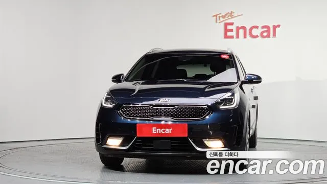 Kia Niro 2018 — фото 3