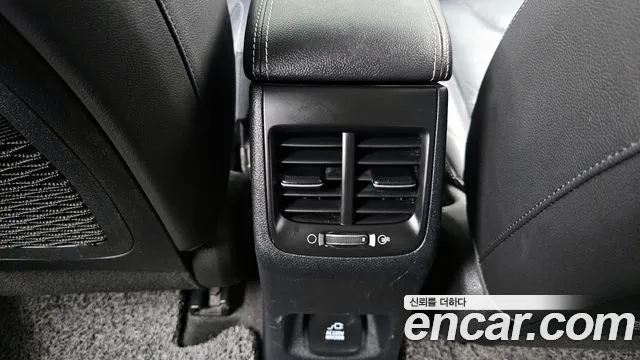 Kia Niro 2018 — фото 16