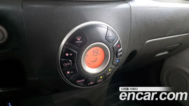 Nissan Cube 2012 — фото 17
