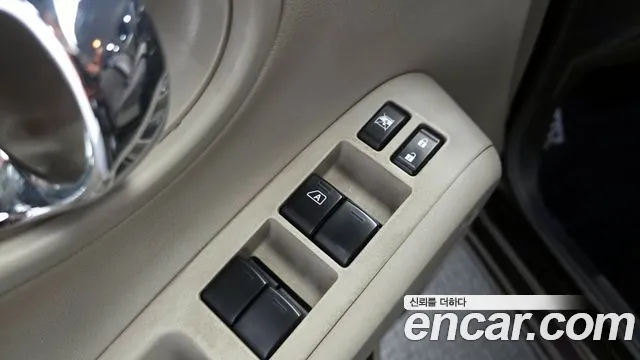 Nissan Cube 2012 — фото 19