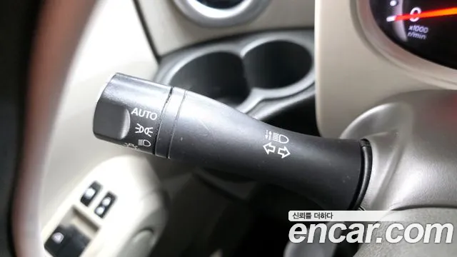 Nissan Cube 2012 — фото 20