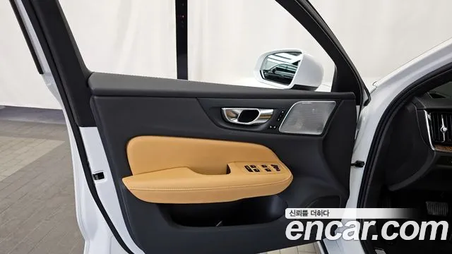 Volvo S60 2024 — фото 14