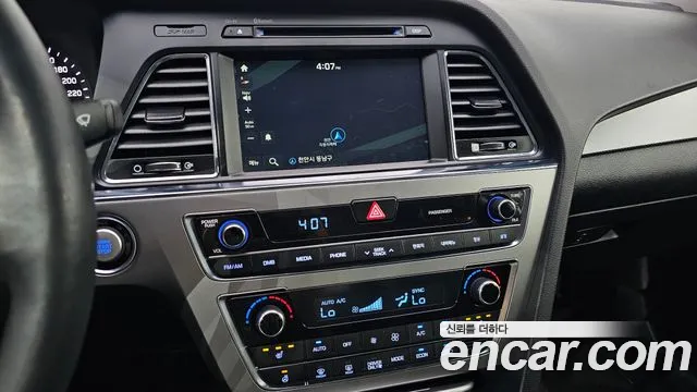 Hyundai Sonata 2015 — фото 16
