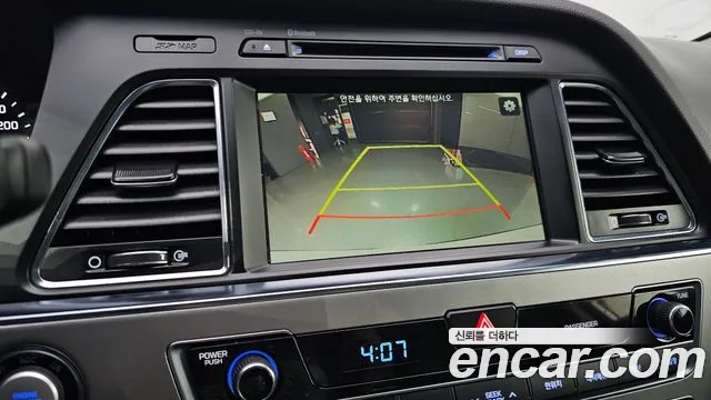 Hyundai Sonata 2015 — фото 17