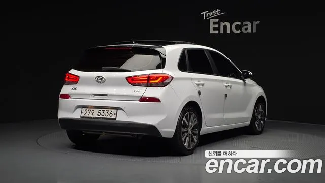Hyundai i30 2018 — фото 2