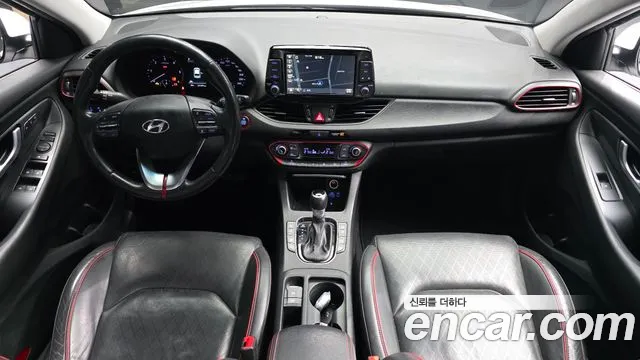 Hyundai i30 2018 — фото 7