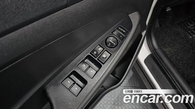 Hyundai Tucson 2017 — фото 18