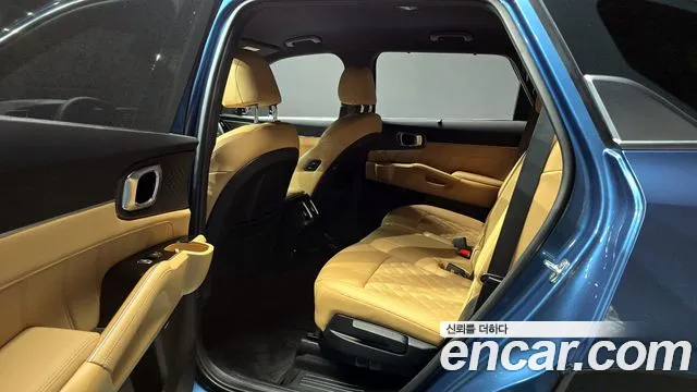 Kia Sorento 2021 — фото 18