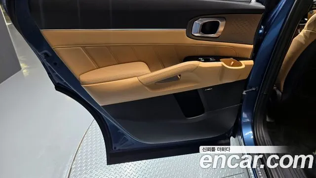 Kia Sorento 2021 — фото 15